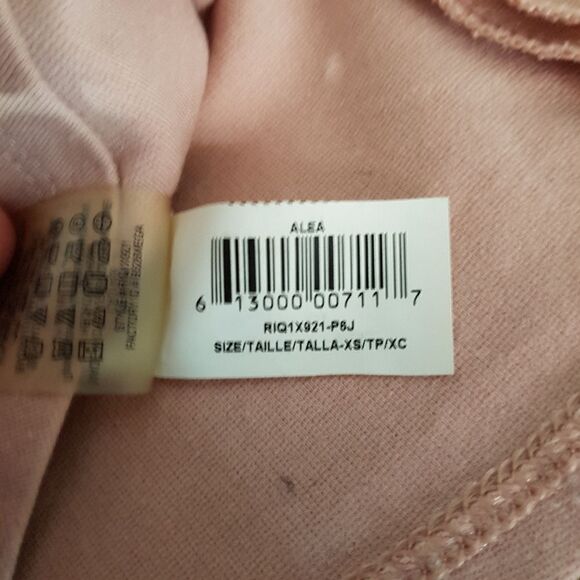 BCBG MaxAzria XSmall Pink Long Sleeve Off the Shoulder Peplum Top - Picture 7 of 11